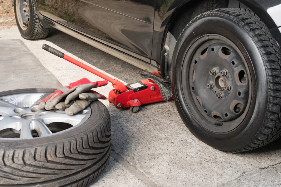 How Flat Tire Repair Can Prevent Further Vehicle Damage in Accokeek, MD